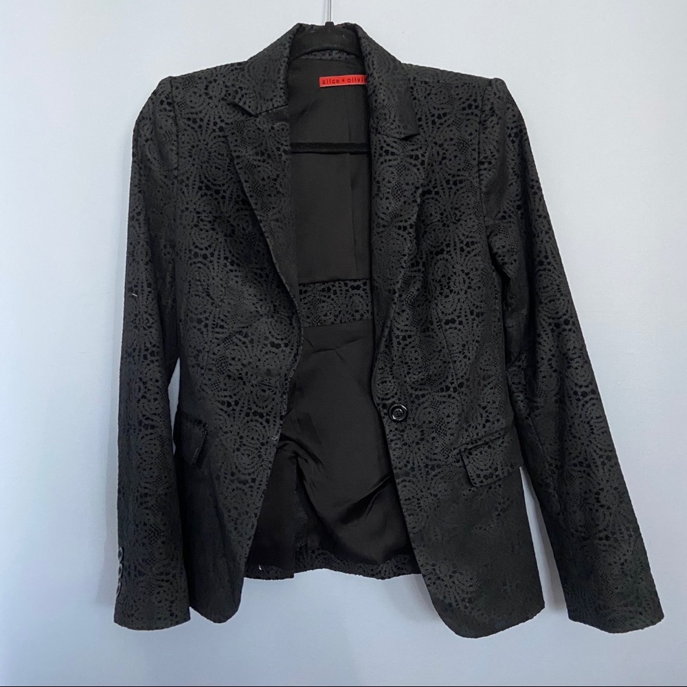 Alice + Olivia black lace print blazer